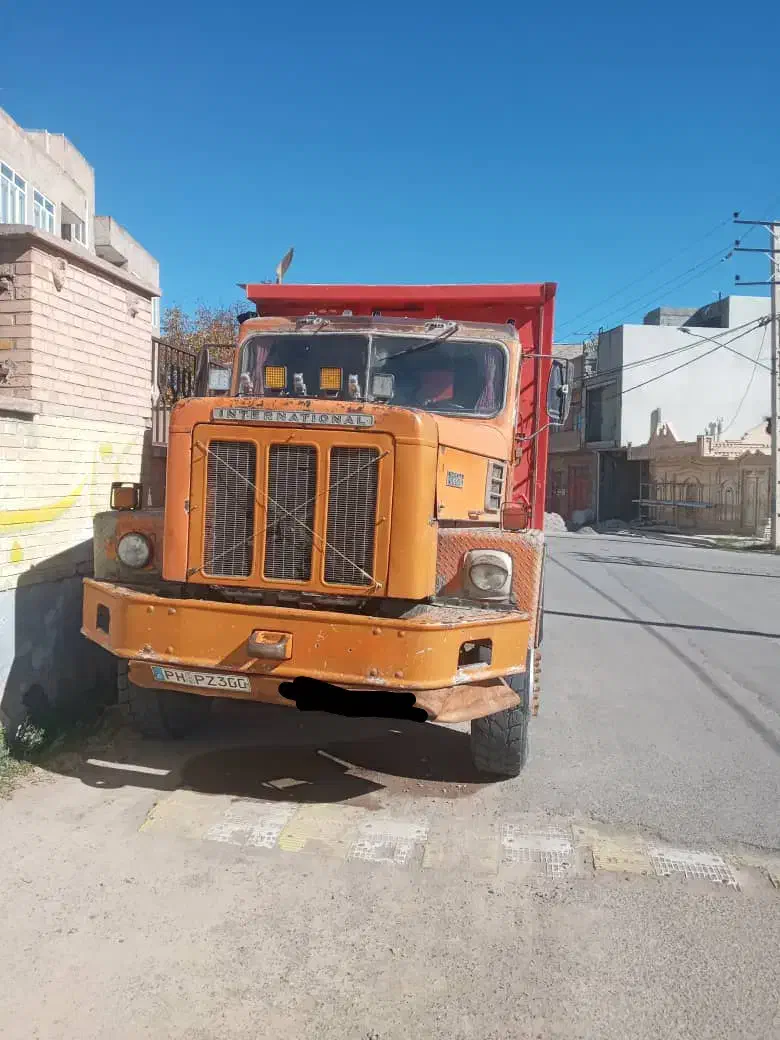 ده چرخ کمپرسی اینترناش عراقی|خودرو سنگین|خاروانا, |دیوار