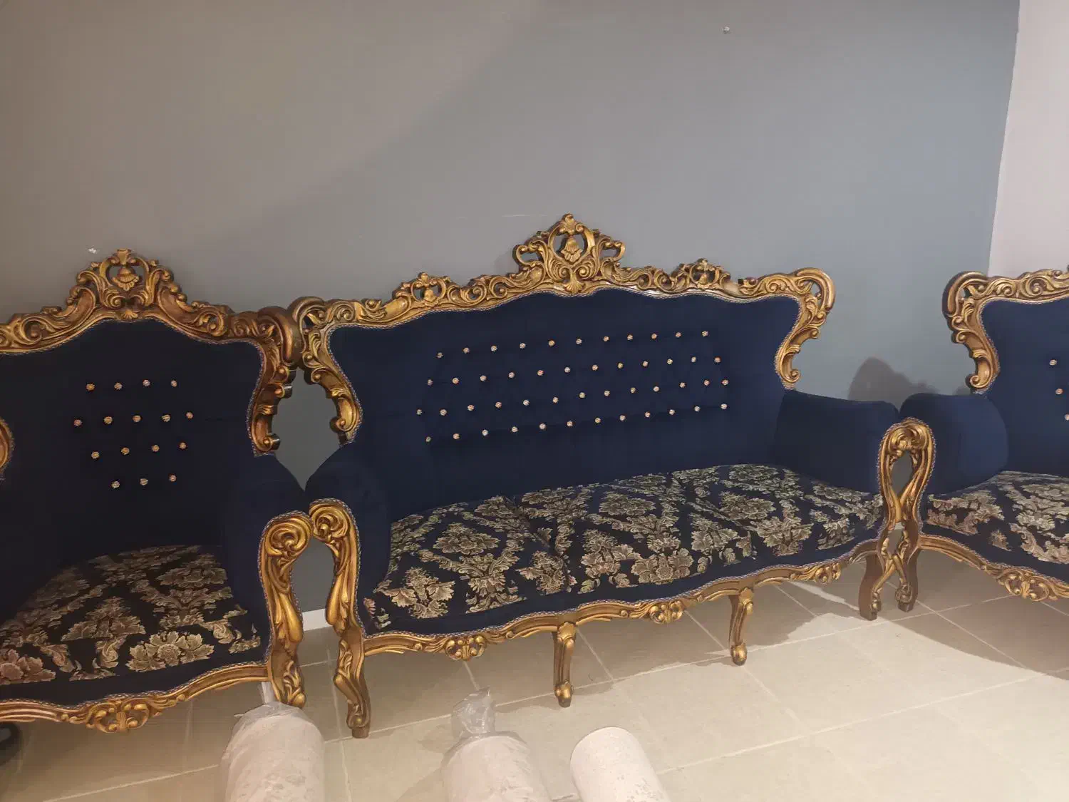مبل سلطنتی نو|مبلمان خانگی و میز عسلی|بندر ماهشهر, |دیوار