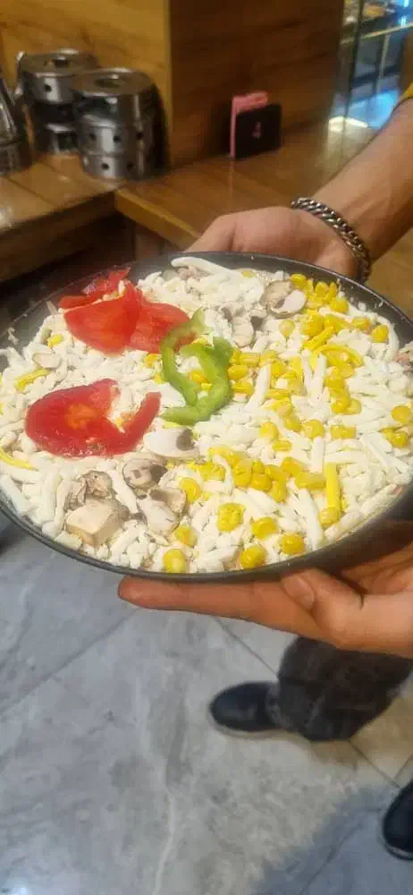 همکار جهت فر کاری ساندویچی|استخدام خدمات فروشگاه و رستوران|تهران, اختیاریه|دیوار