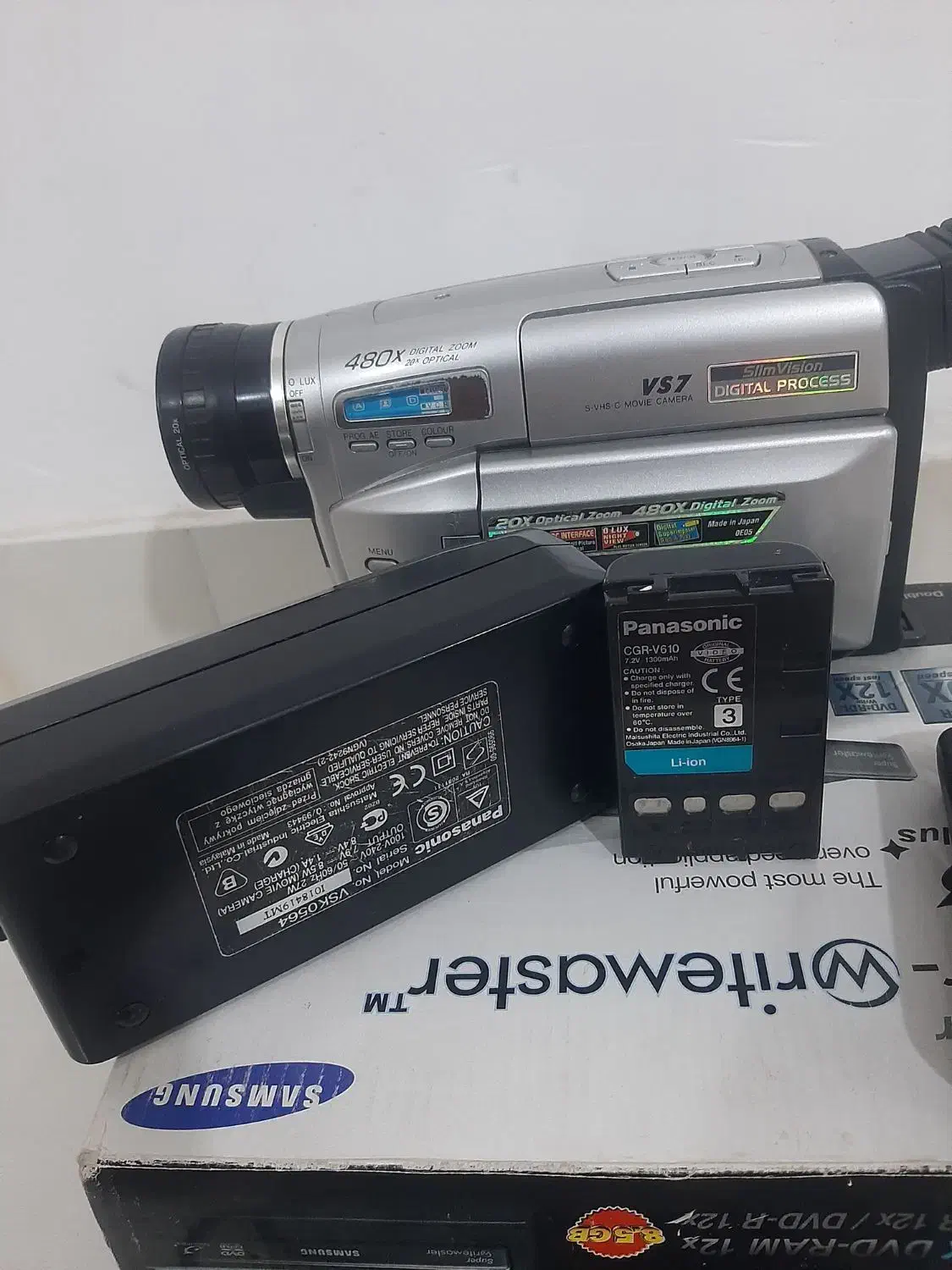 دوربین پاناسونیک|دوربین عکاسی و فیلمبرداری|کرمانشاه, |دیوار