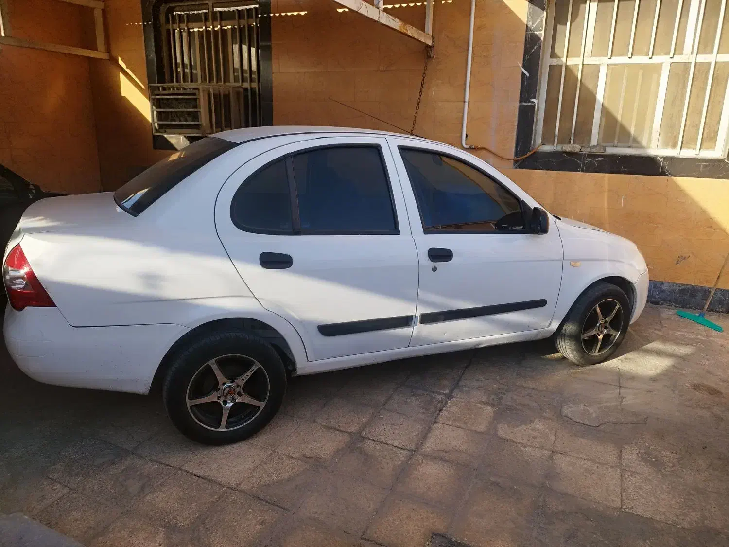 تیبا ۹۷ پایه گازسوز فوق العاده تمیز|خودرو سواری و وانت|آبادان, |دیوار