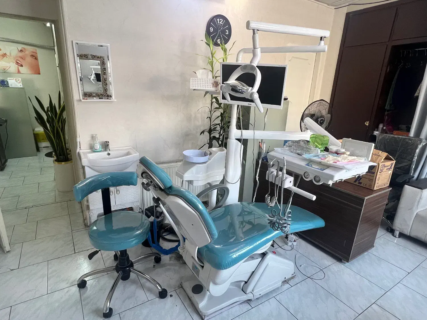 یونیت دندانپزشکی|پزشکی|تهران, فلسطین (میدان انقلاب)|دیوار