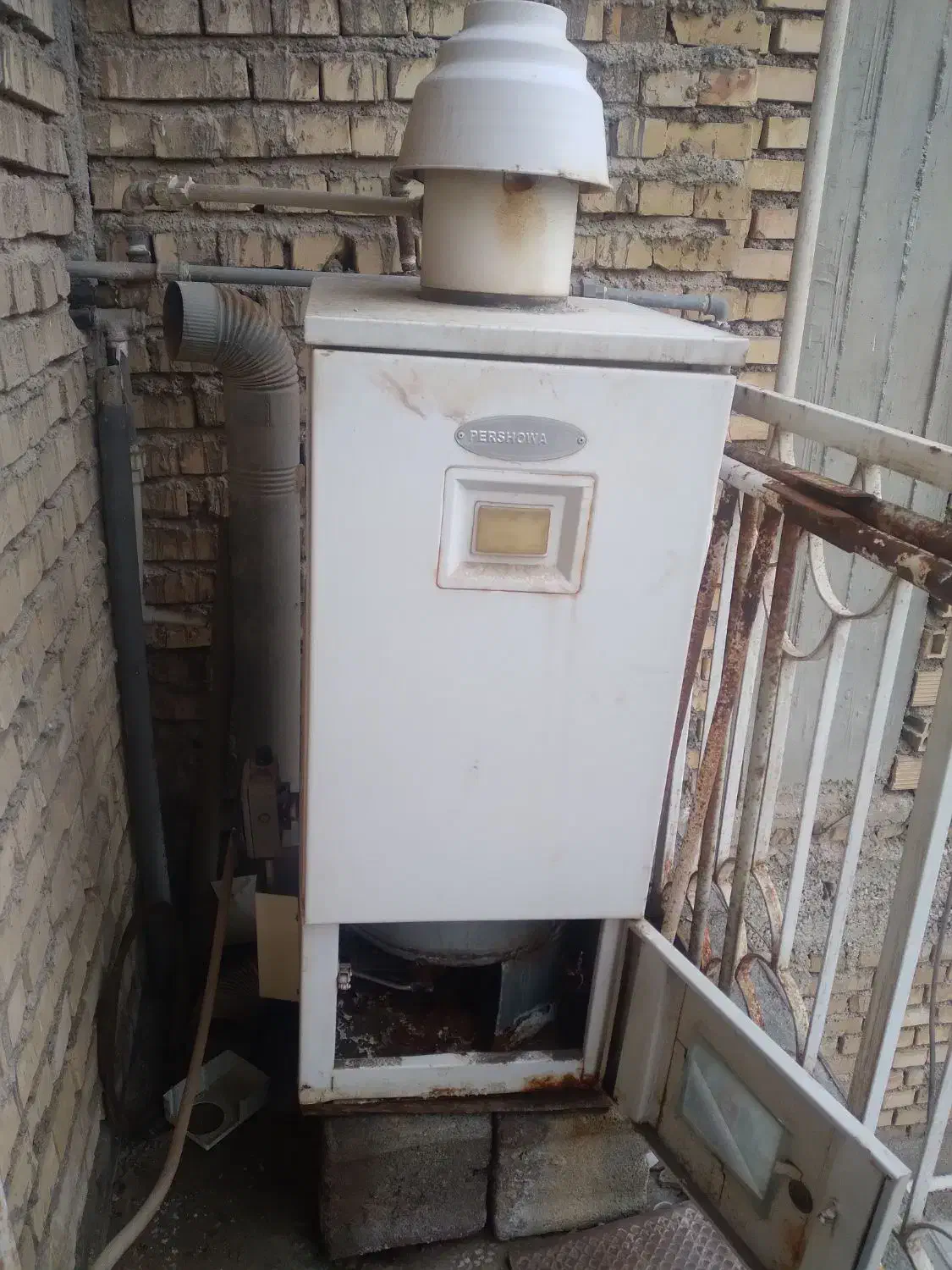 ابگرمکن نیازمند تعمیر|آبگرمکن، پکیج، شوفاژ|بندر ماهشهر, |دیوار