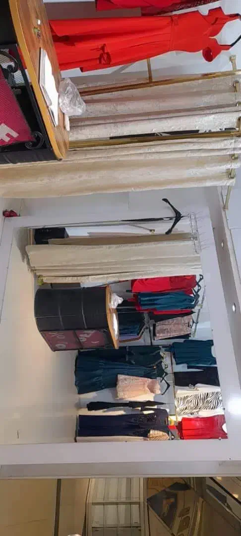 واگذاری مغازه|اجارهٔ مغازه و غرفه|شاهین‌شهر, حافظ جنوبی|دیوار