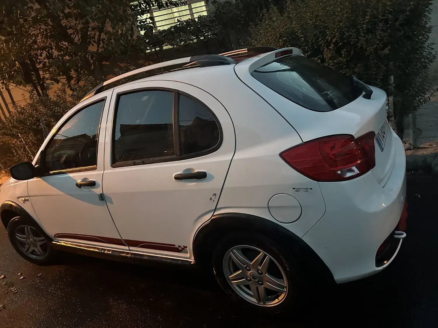 کوییک r 1401|خودرو سواری و وانت|تهران, میرداماد|دیوار