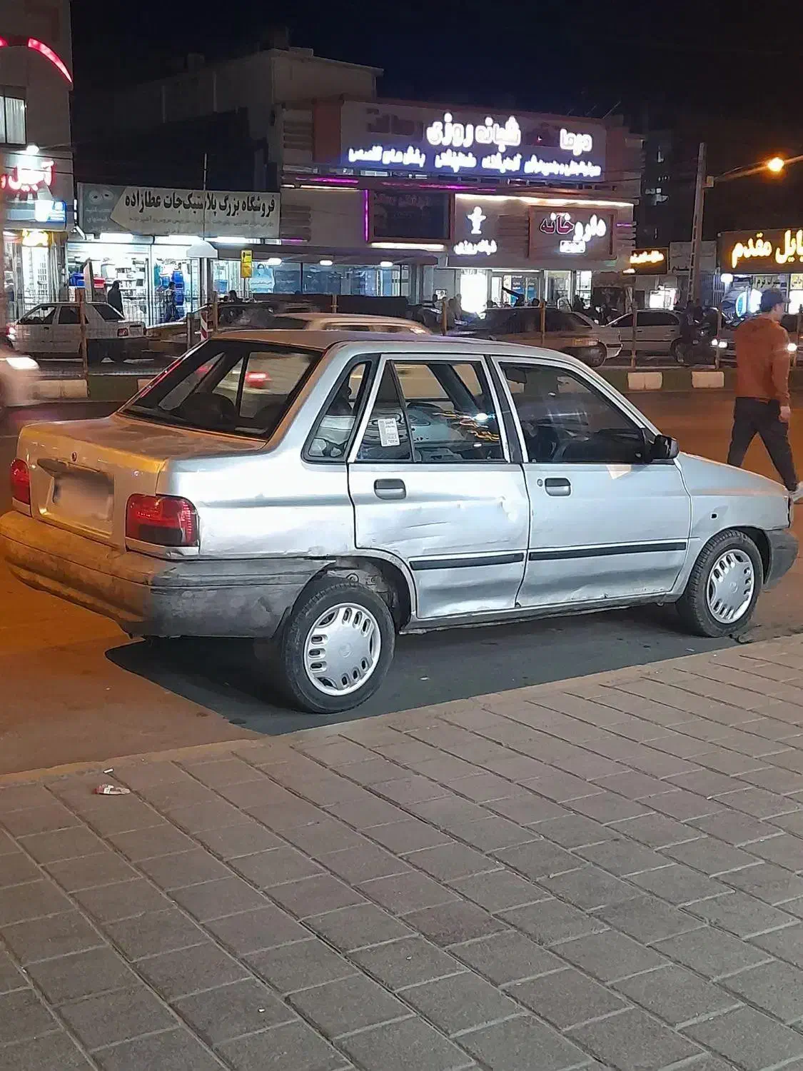 ماشین پراید ۱۳۱ مدل ۹۰ نقره ای|خودرو سواری و وانت|پرند, فاز ۵|دیوار