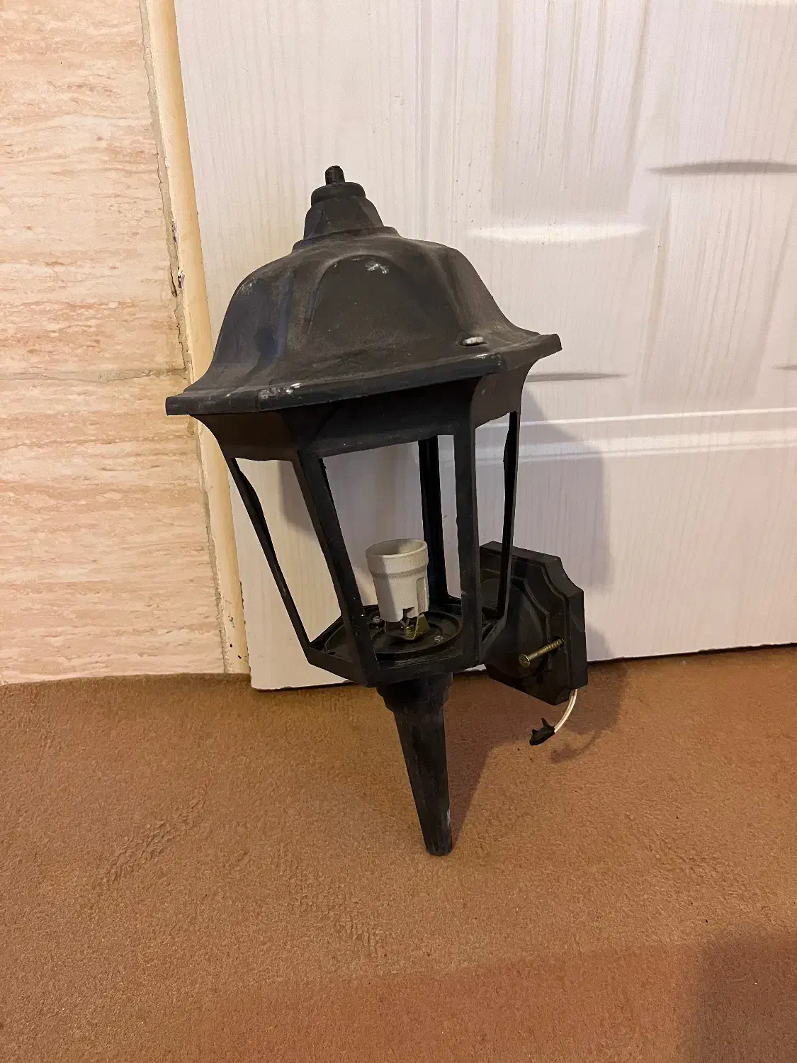 چراغ دیواری رومی حیاطی باغی پارکی پلاستیکی|لامپ و چراغ|رشت, آب و برق|دیوار