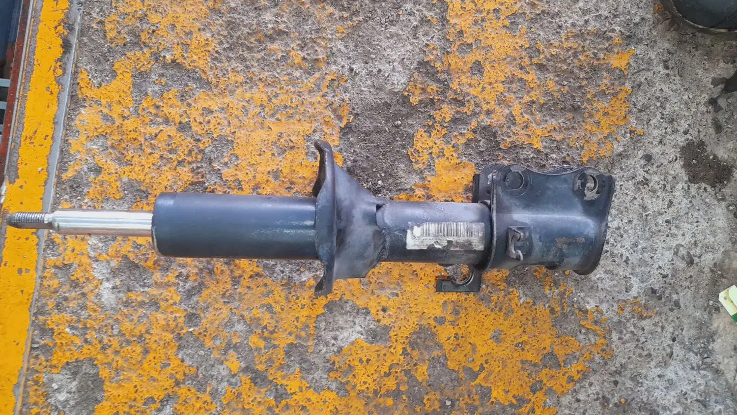 کمک جلو پرایدی اعزام|قطعات یدکی و لوازم جانبی|پرند, فاز ۶|دیوار