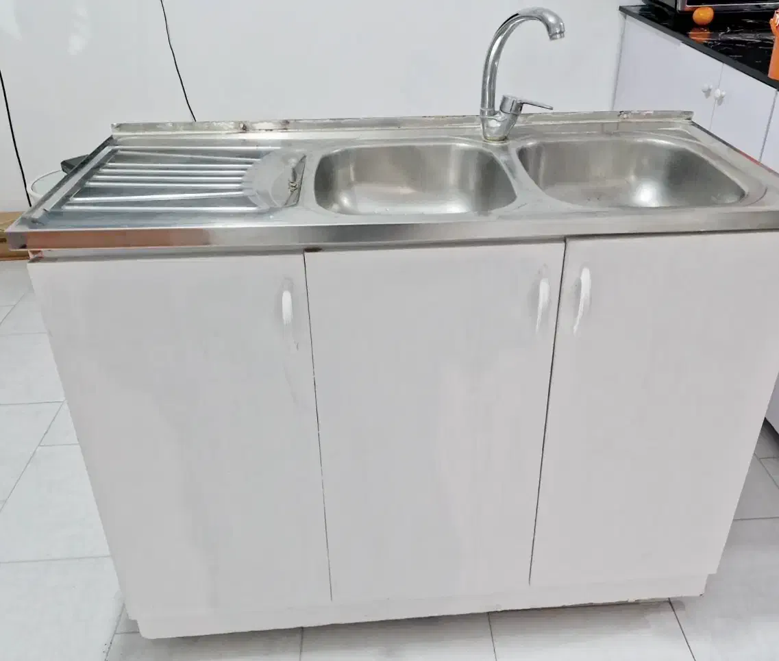 سینک ظرفشویی همراه با شیر و کابینت|مصالح و تجهیزات ساختمان|بندر انزلی, جهانگانی|دیوار