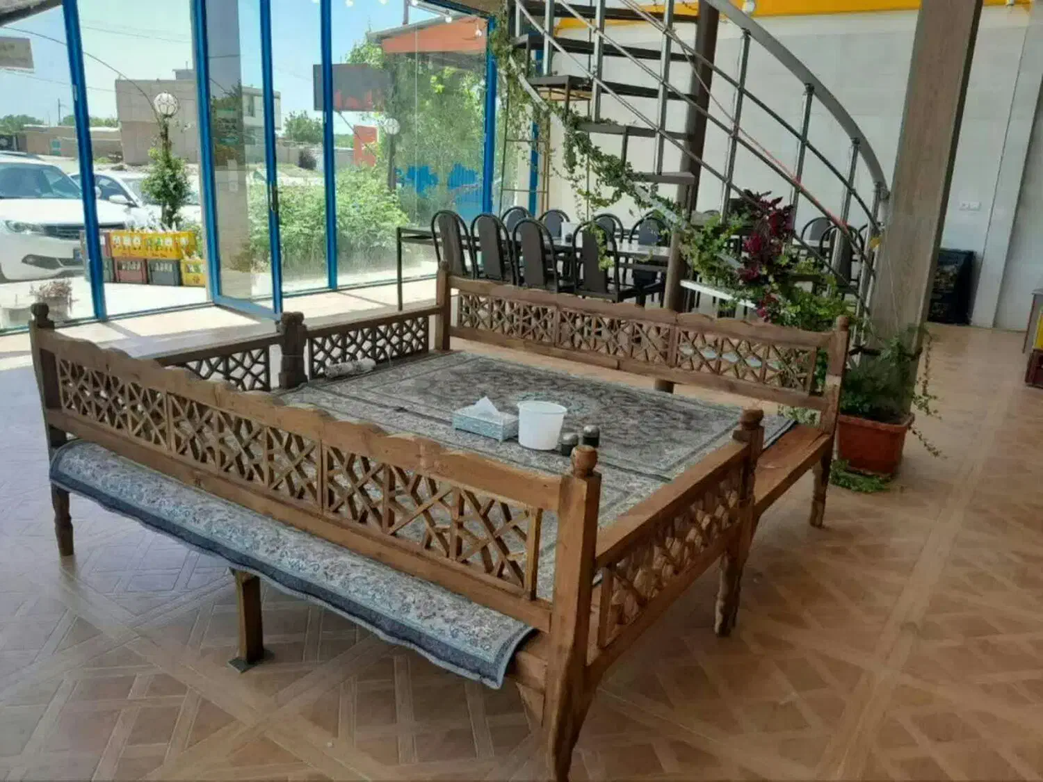 تولید انواع تخت سنتی چوبی|مبلمان خانگی و میز عسلی|ابهر, |دیوار