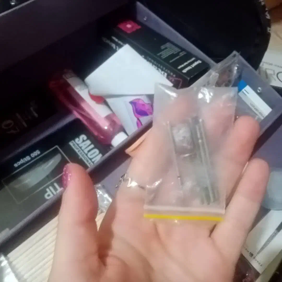 وسایل کاشت ناخن|آرایشی، بهداشتی، درمانی|شیراز, شاپورجان|دیوار