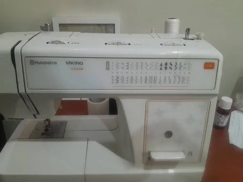 چرخ خیاطی دیجیتالی  هاسکوارنا|چرخ خیاطی و ریسندگی|تهران, وحیدیه|دیوار