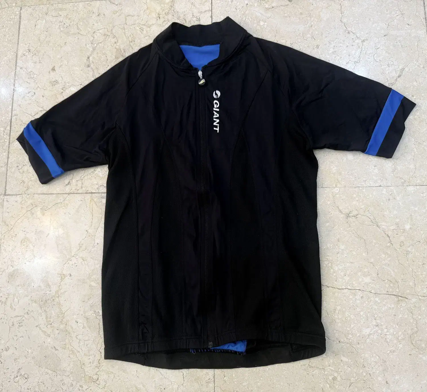 لباس دوچرخه سواری جاینت Giant مشابه نو|دوچرخه، اسکیت، اسکوتر|تهران, امامت|دیوار