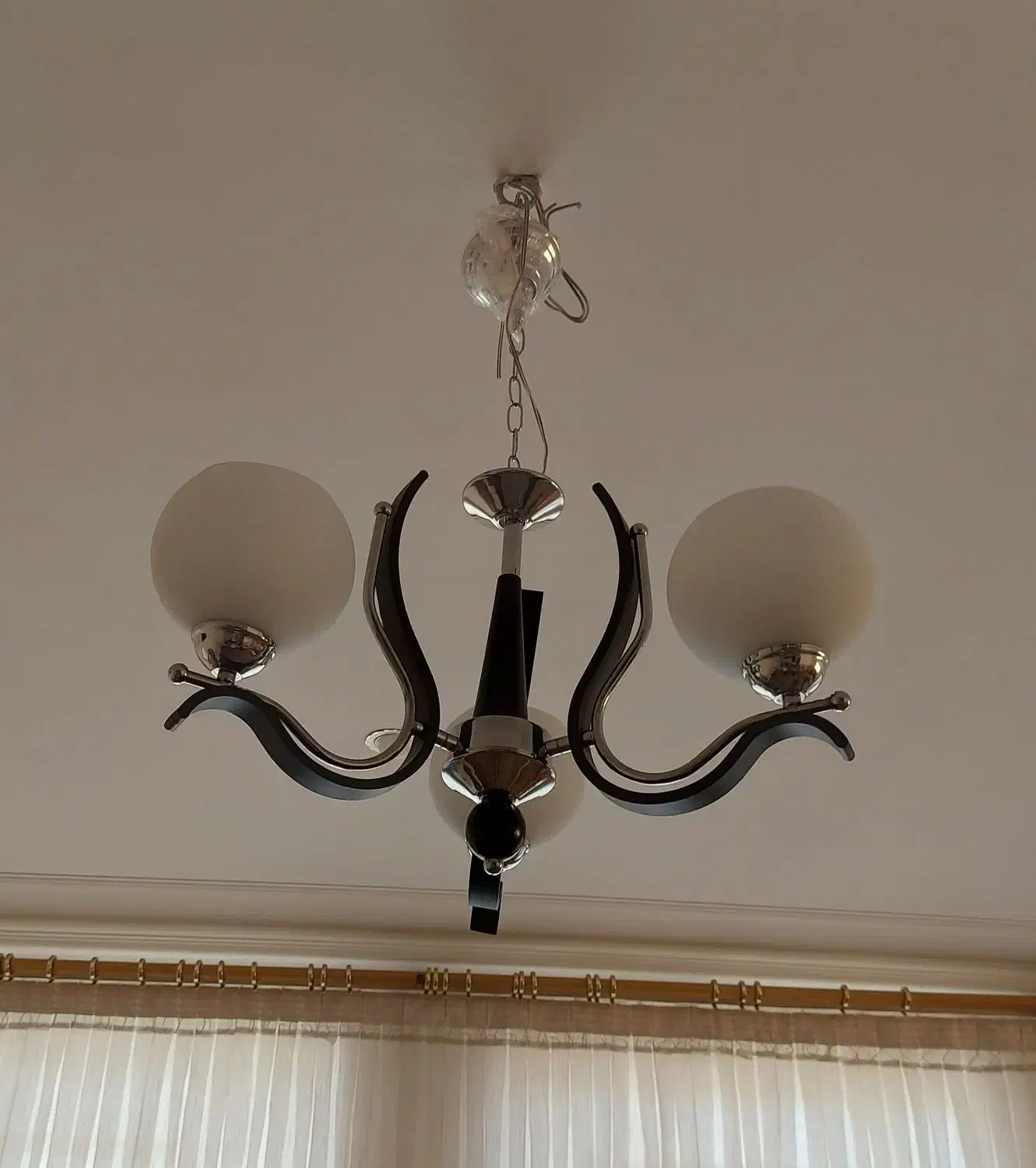 لوستر سه شعله آبکاری. گلد. کروم.|لوستر و چراغ آویز|یزد, |دیوار