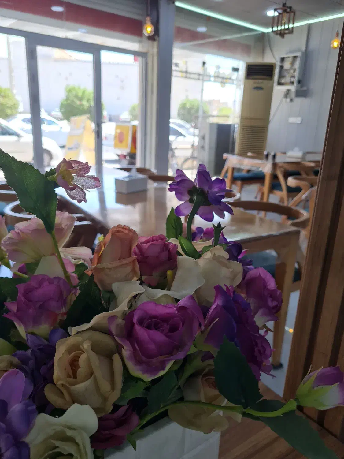 نیروکار آشپزخانه|استخدام خدمات فروشگاه و رستوران|برازجان, |دیوار