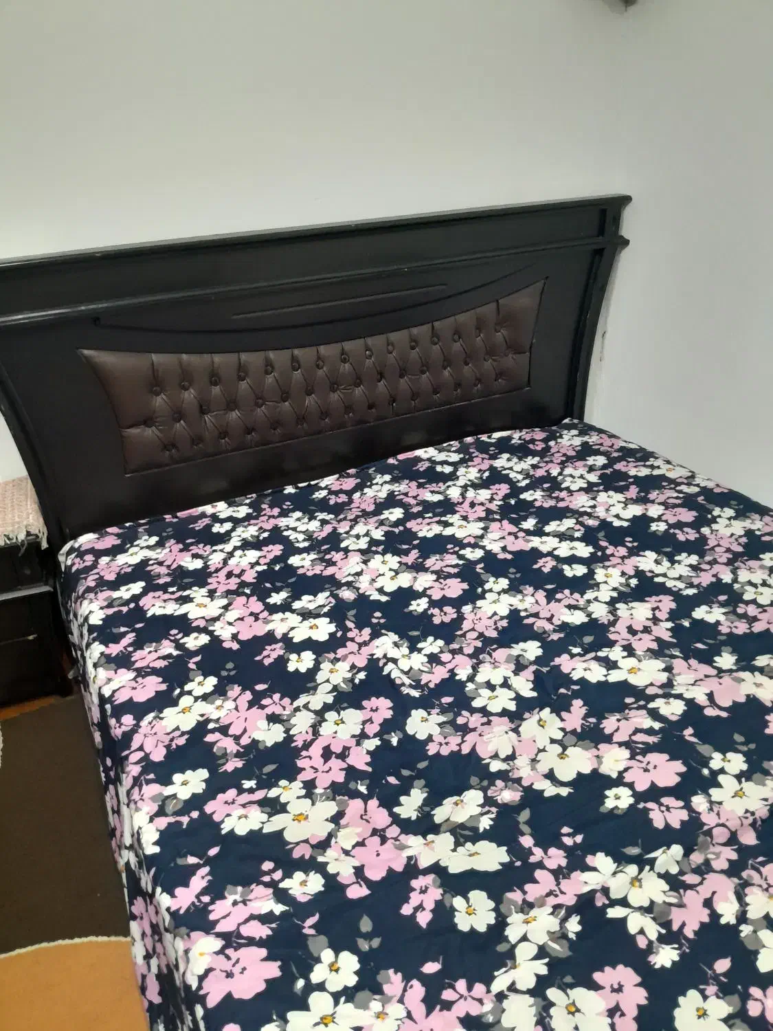 تخت خواب دونفره|تخت و سرویس خواب|ورامین, ورامین|دیوار