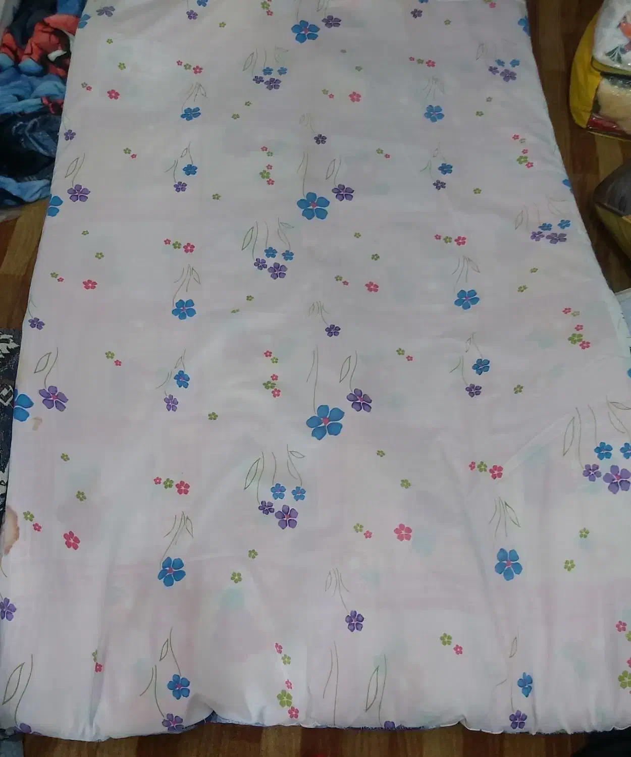 تشک دونفره،۴ عدد بالشت، ماهیتابه رژیمی اک|تشک تختخواب|باغ ملک, |دیوار