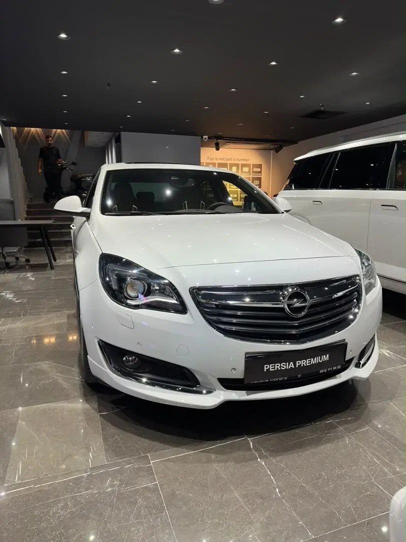 OPEL INSIGNIA|خودرو سواری و وانت|تهران, اختیاریه|دیوار