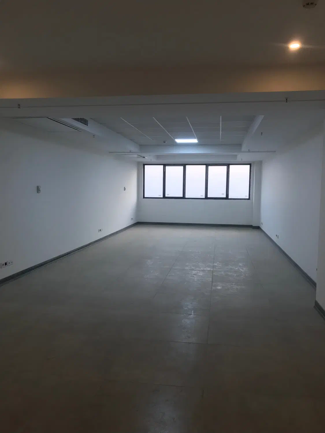 100 متر سند اداری نوساز|فروش دفتر کار، اتاق اداری، مطب|تهران, صادقیه|دیوار