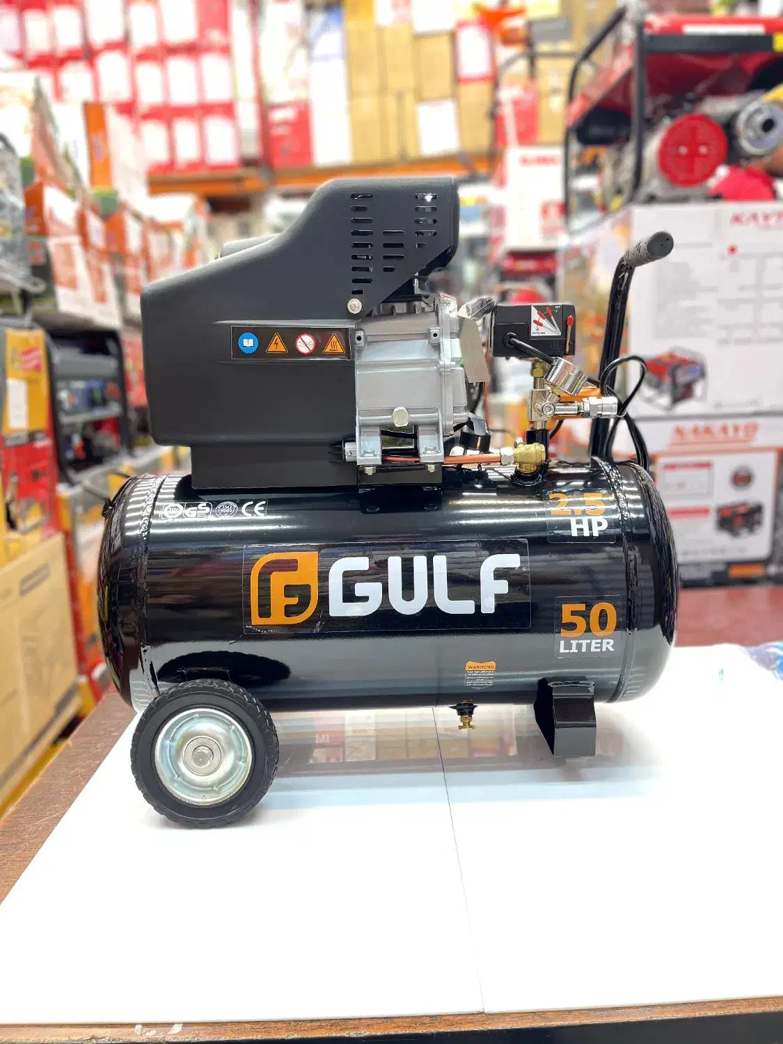 کمپرسور هوا گولف 50 لیتری روغنی کیفیت اصلی پمپ باد|ابزارآلات|مشهد, نکاح|دیوار