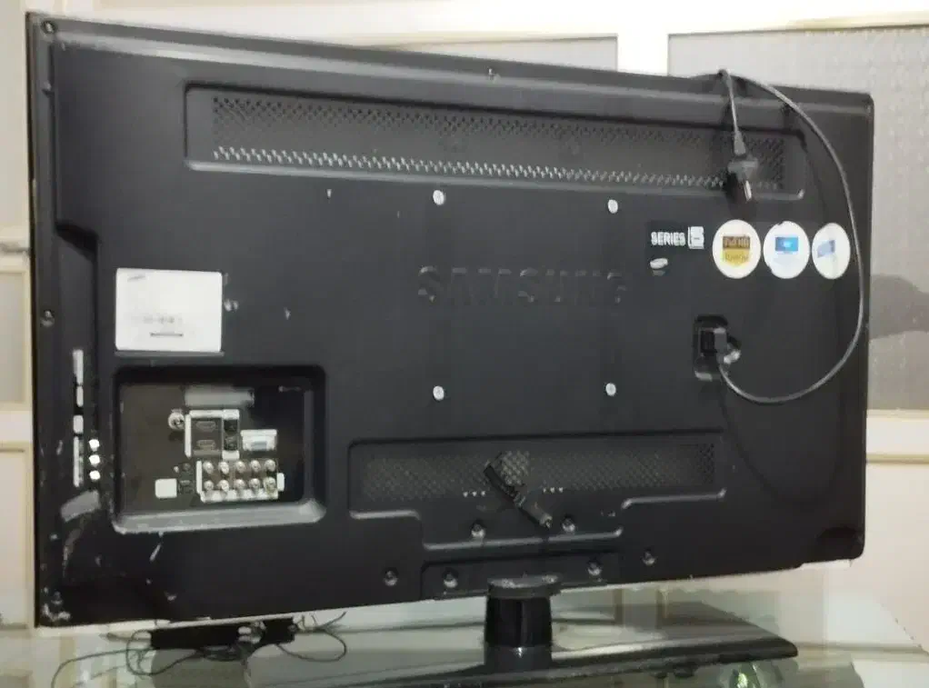 تلویزیون درحدنو|تلویزیون و پروژکتور|ایلام, |دیوار