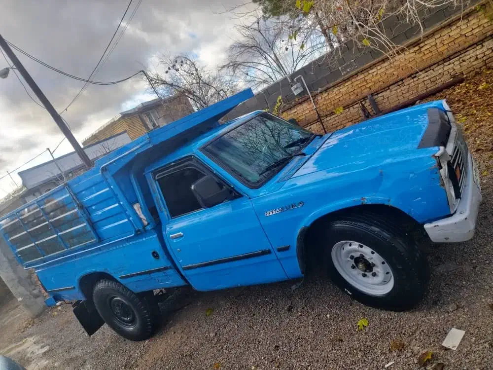 نیسان مدل ۸۳ دوگانه دستی جکدار|خودرو سواری و وانت|پاسارگاد, |دیوار