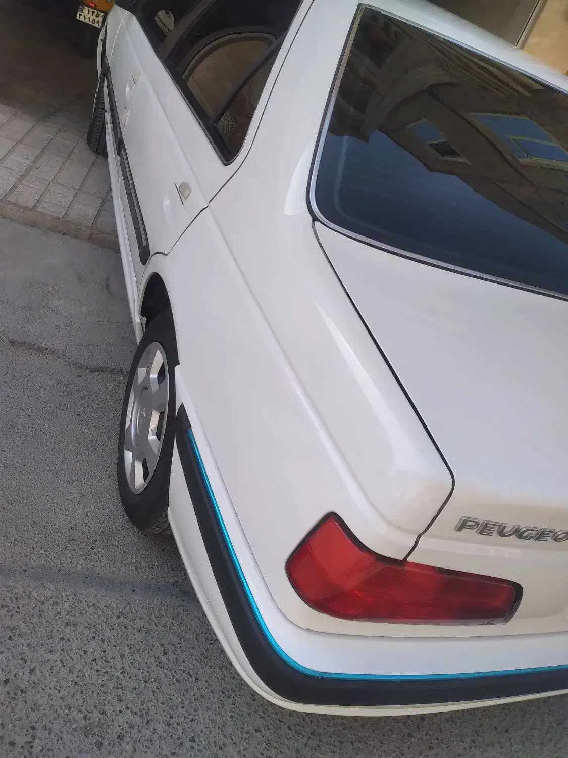 پارس مدل ۴۰۲ تمیز|خودرو سواری و وانت|تهران, بهارستان|دیوار