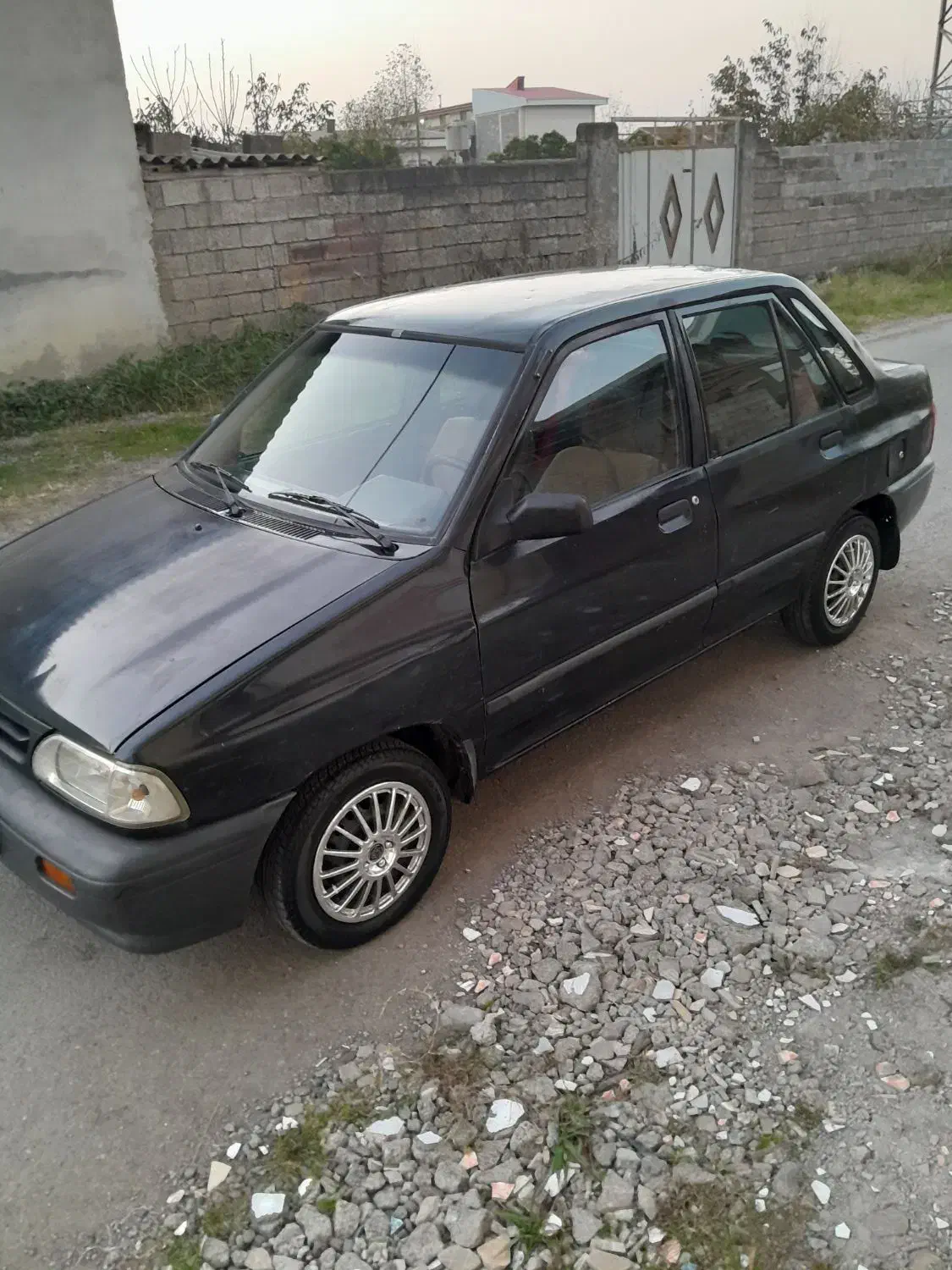 پراید مدل ۸۱|خودرو سواری و وانت|لنگرود, |دیوار