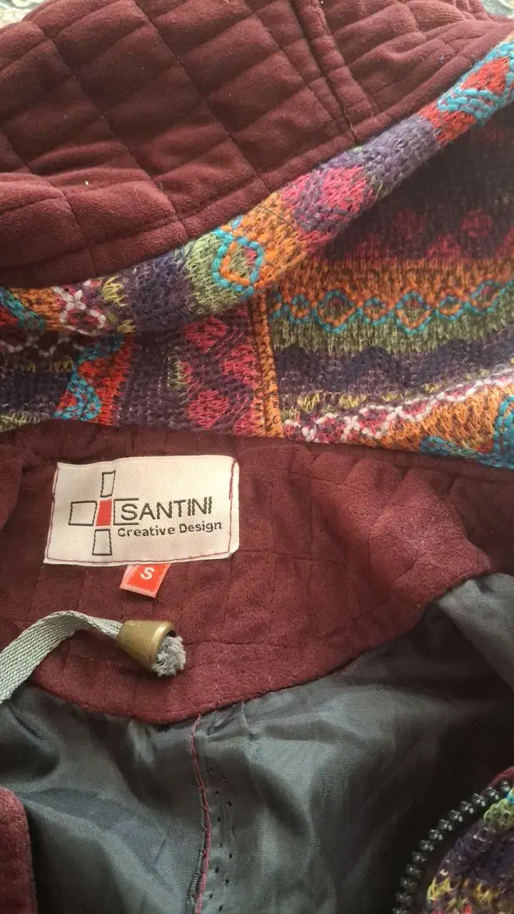 پالتو|لباس|فرخشهر, |دیوار