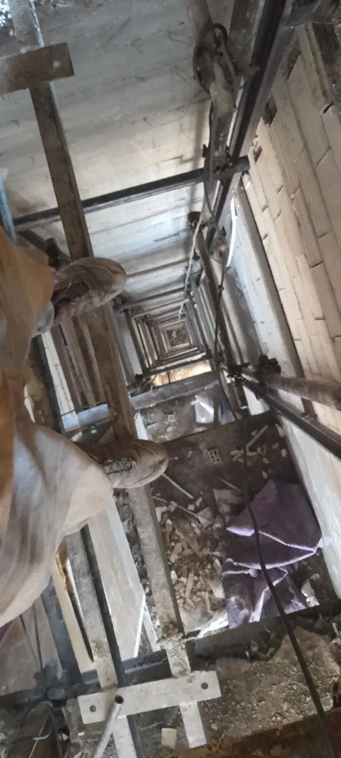 نصب اهن کشی و درب تمام اتومات ونیمه با ریل|خدمات پیشه و مهارت|رودهن, |دیوار