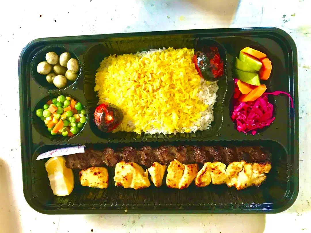 استخدام اشپز|استخدام خدمات فروشگاه و رستوران|تهران, شهرک استقلال|دیوار