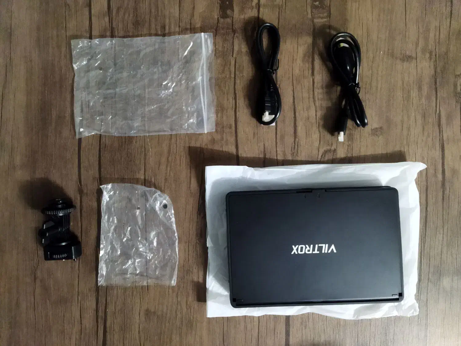 مانیتور دوربین viltrox|دوربین عکاسی و فیلم‌برداری|مشهد, نیروی هوایی|دیوار