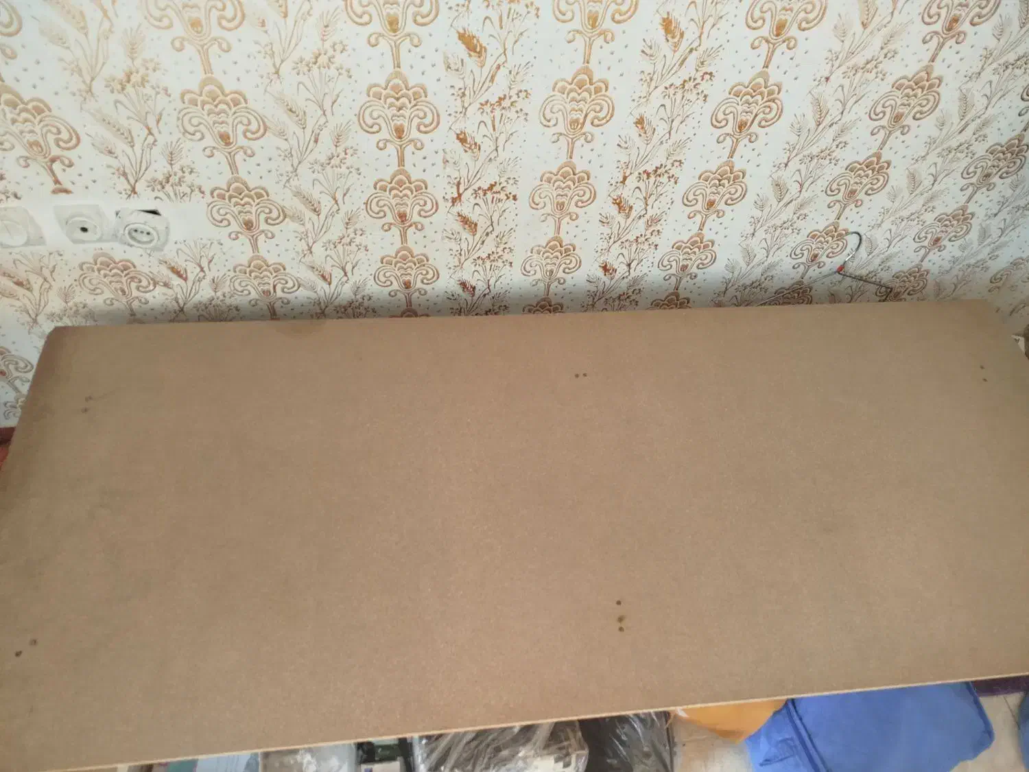 فروش تخت|تخت و سرویس خواب|رشت, باهنر|دیوار