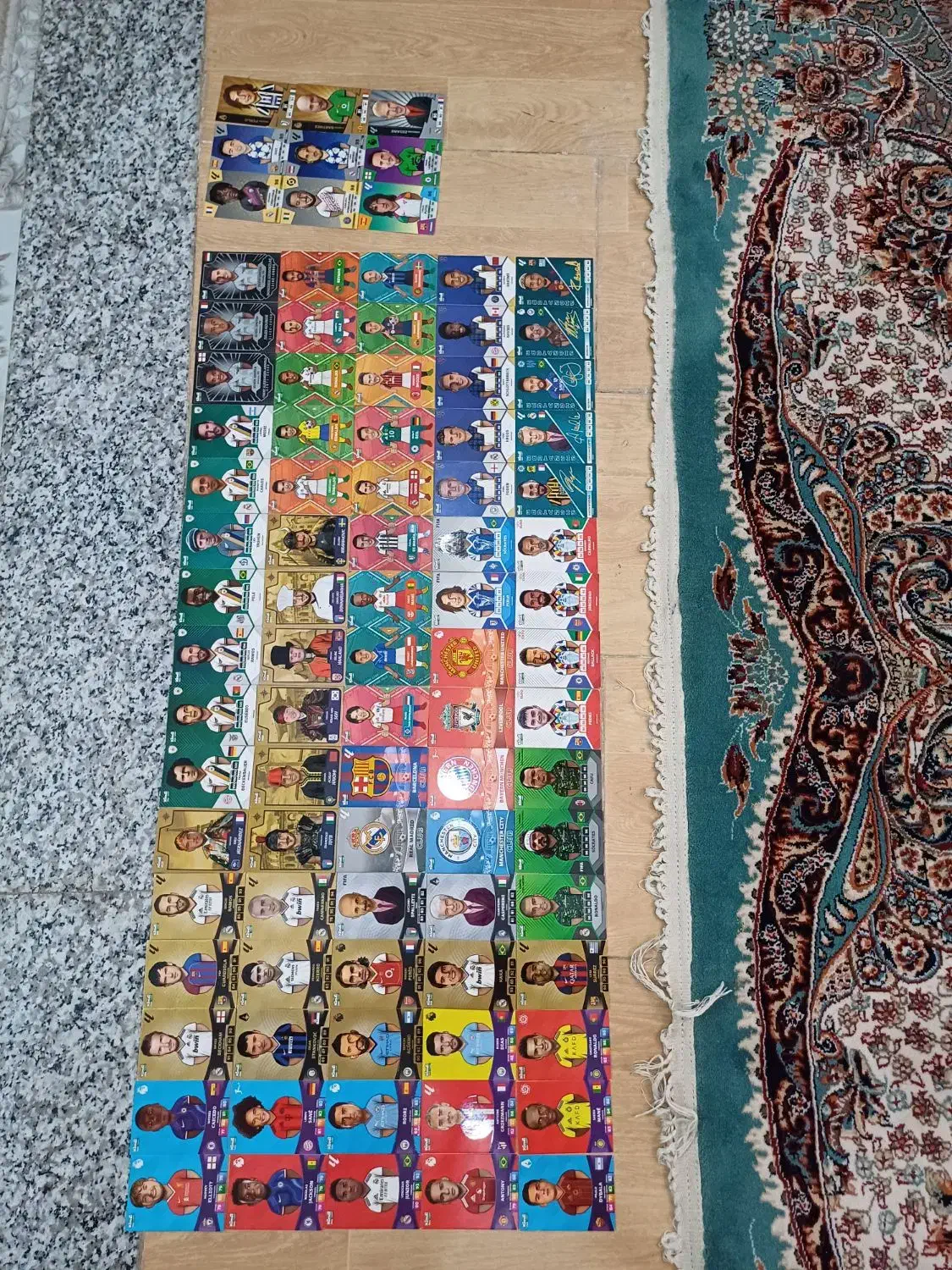 کلکسیون کیمدی|کلکسیون و سرگرمی|میانه, |دیوار