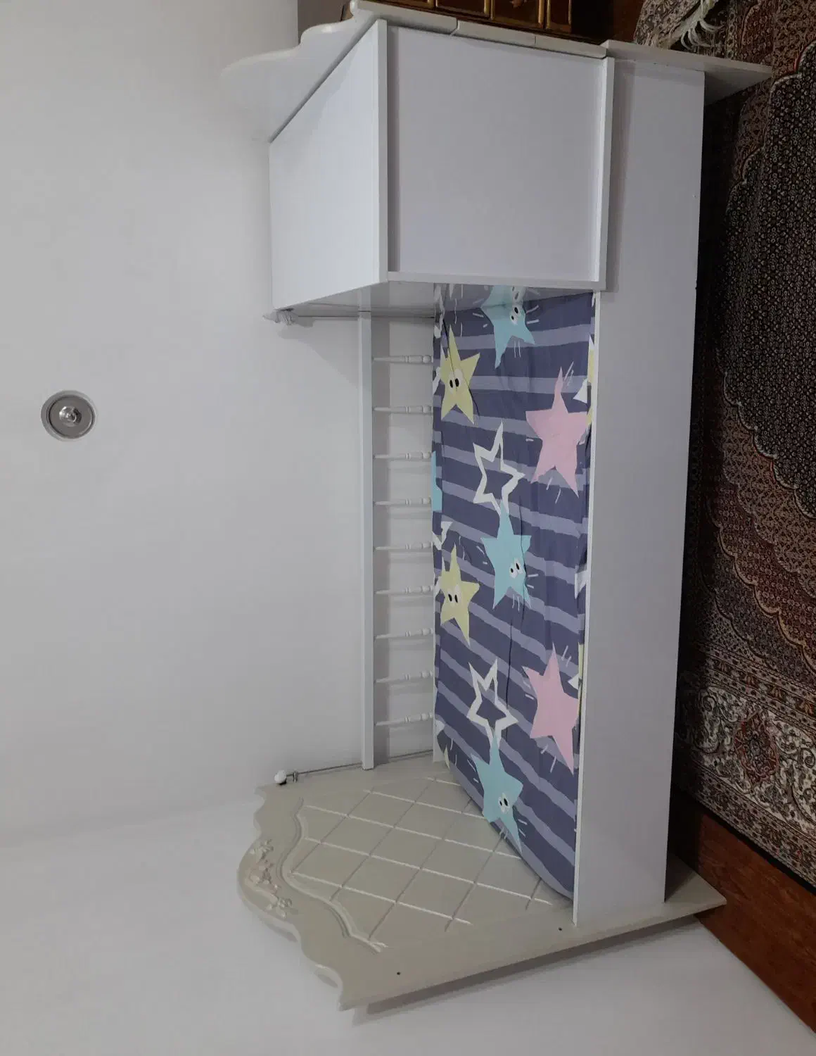 تخت بچه|تخت و صندلی بچه|سراب, |دیوار