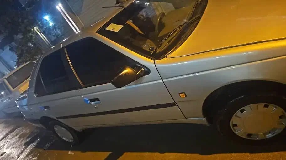 ماشین 405Glx کاملا سالم و بدون رنگ|خودرو سواری و وانت|بوشهر, |دیوار