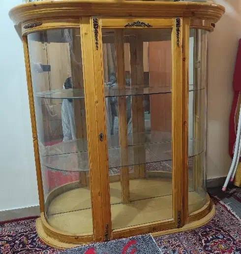 بوفه ویترین تمام چوب یراق برنجی کاملا سالم|بوفه، ویترین، کنسول|تهران, سازمان برنامه شمالی|دیوار