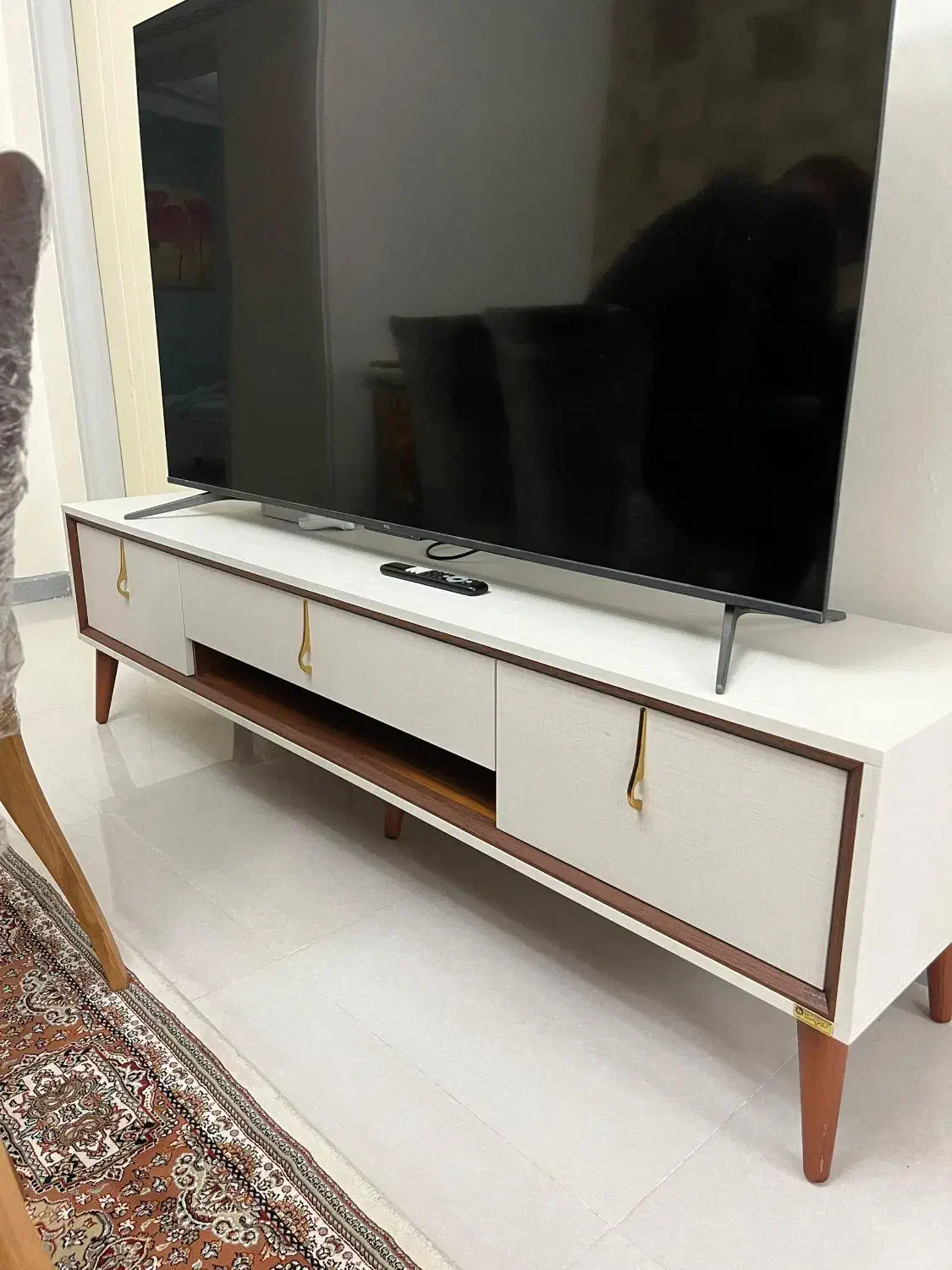 میز تلوزیون|میز تلویزیون|پردیس, فاز ۲|دیوار