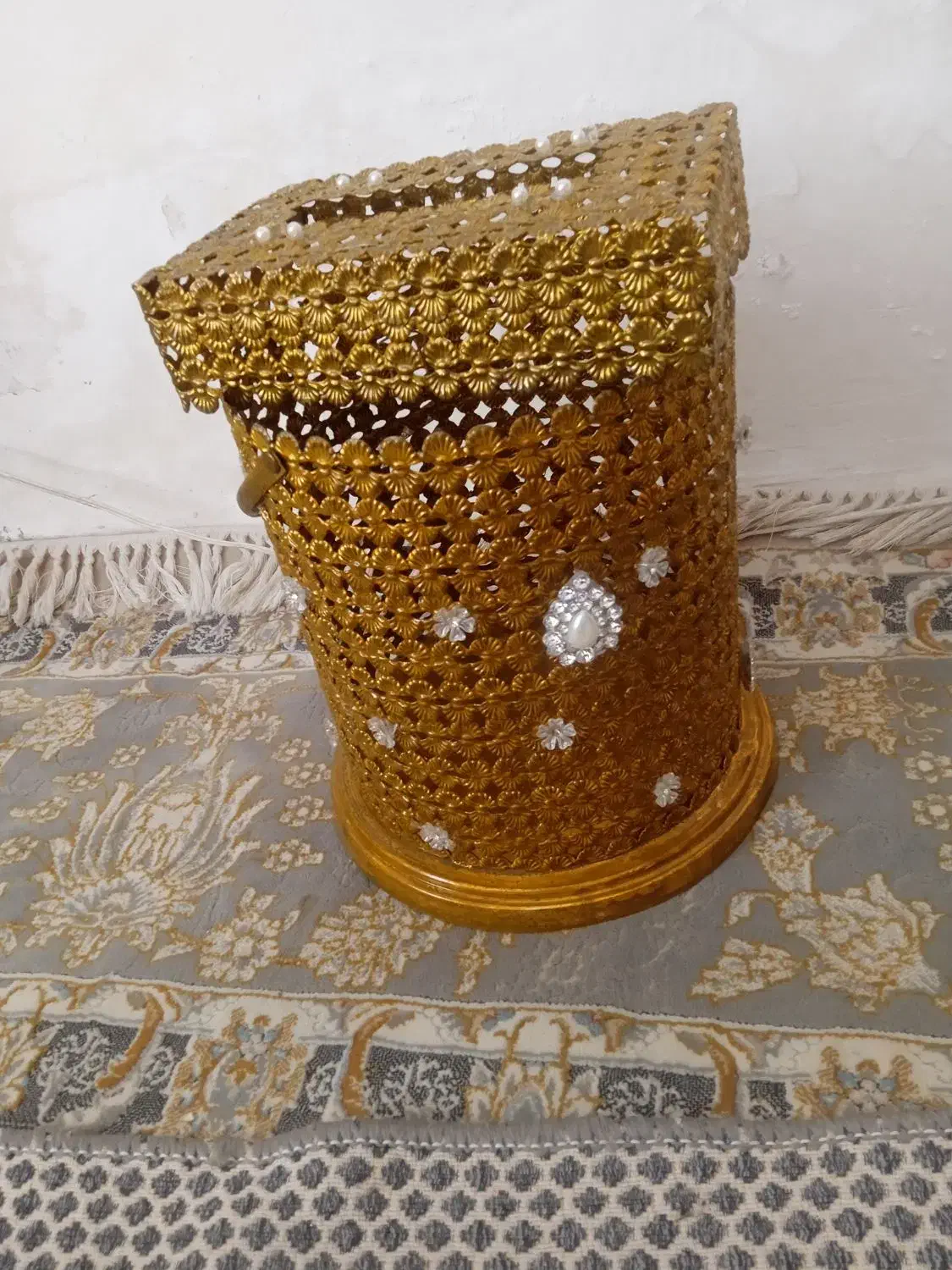 جادستمالی باسطل|ظروف سرو و پذیرایی|مشهد, شهید احمدی روشن|دیوار