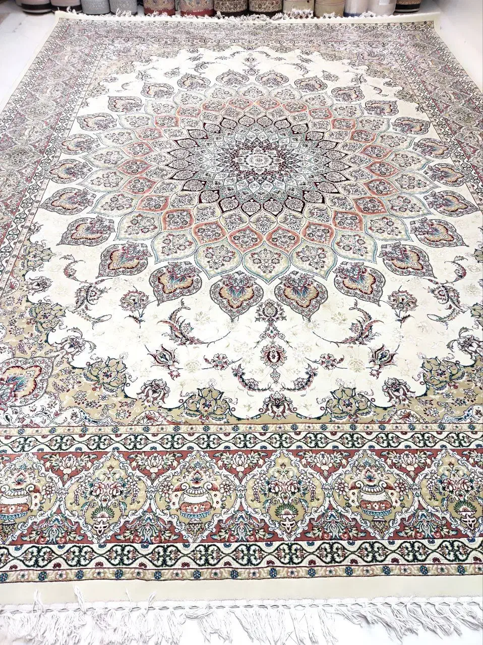 فروشگاه عرفانی) دو تخته 12متری فرش مشهد 700شانه|فرش|مشهد, ادیب نیشابوری (شهرک غرب)|دیوار