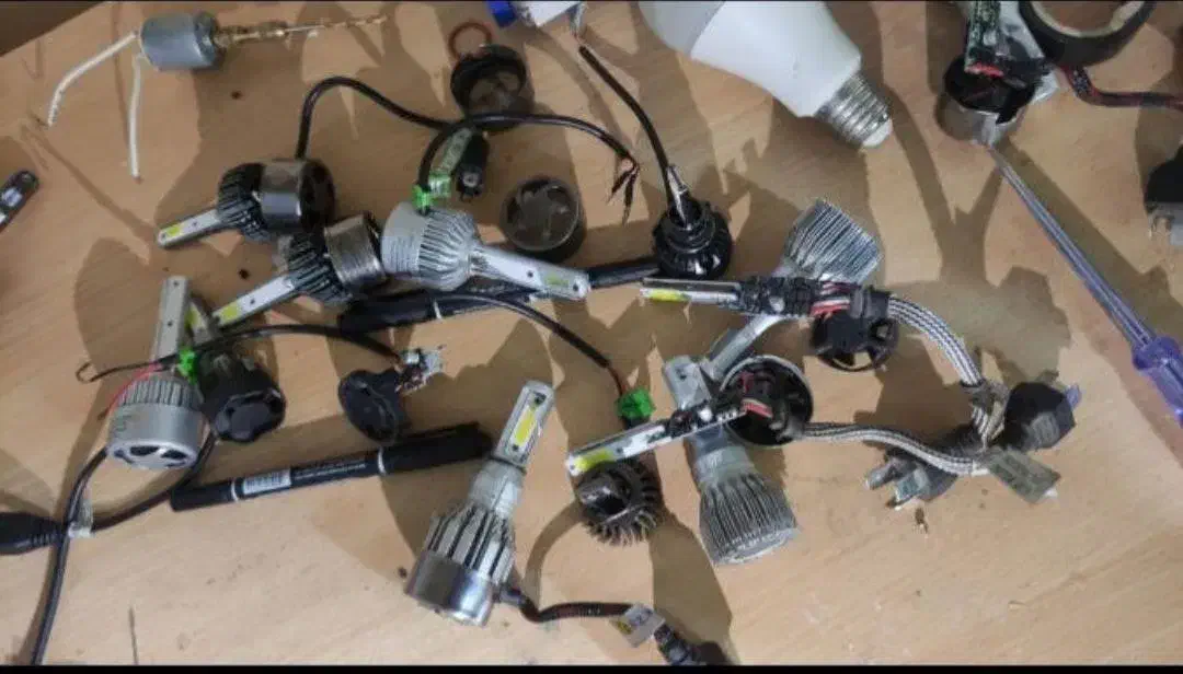 تعمیر تخصصی هدلایت|خدمات موتور و ماشین|خمام, |دیوار