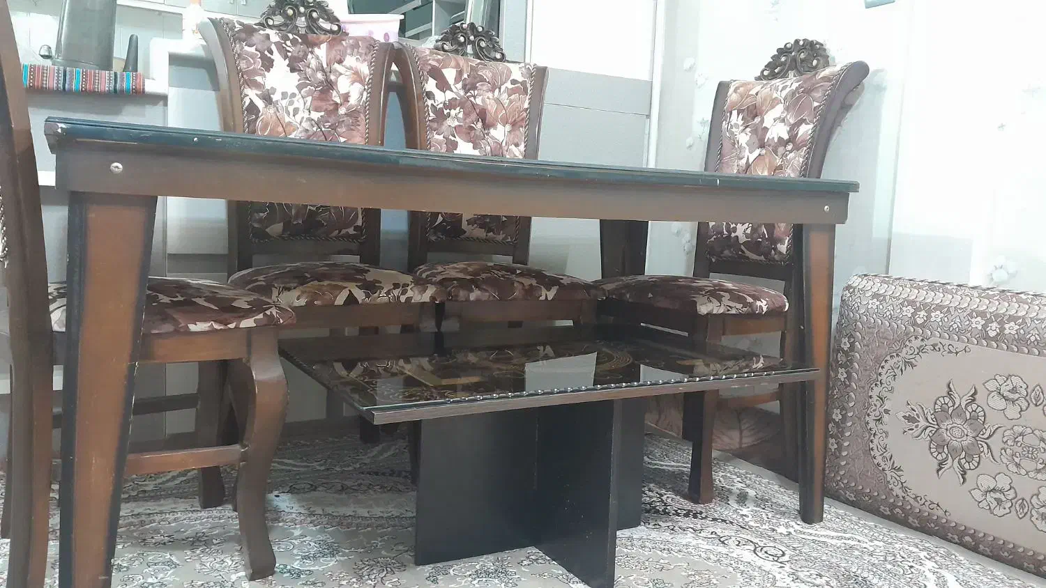 میز غذاخوری ۶نفره ومیزجلومبلی وچهارعددعسلی|مبلمان خانگی و میز عسلی|اشتهارد, |دیوار