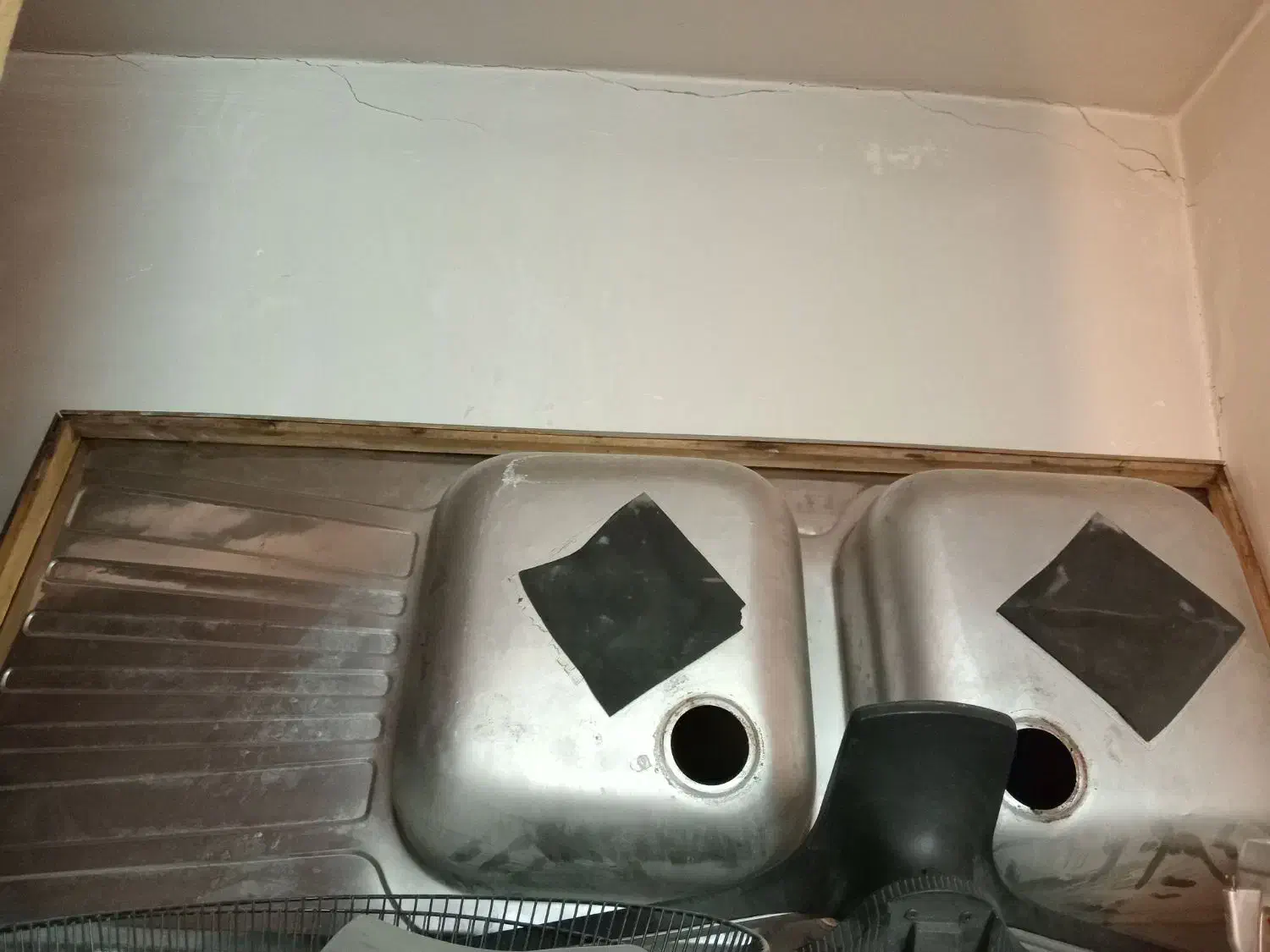 ظرفشور|لوازم سرویس بهداشتی|نیشابور, بلوار گلها|دیوار