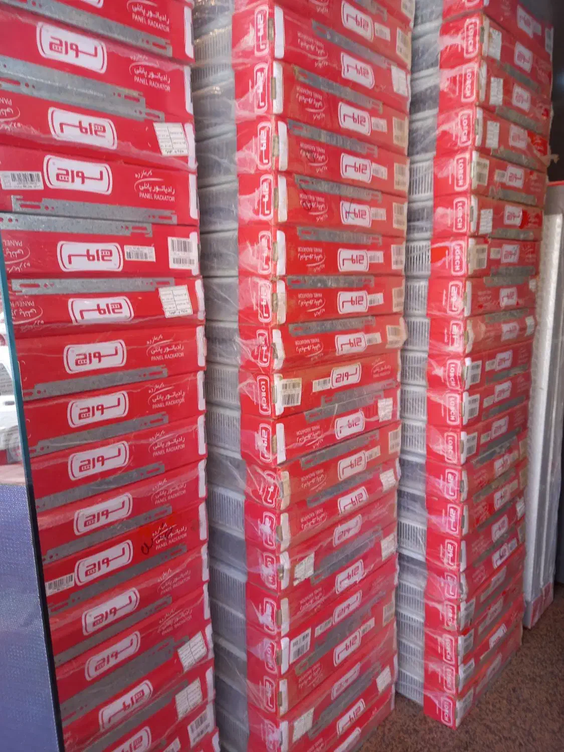 رادیاتور لورچ قرمز ، پکیج|آبگرمکن، پکیج، شوفاژ|مشهد, الهیه|دیوار