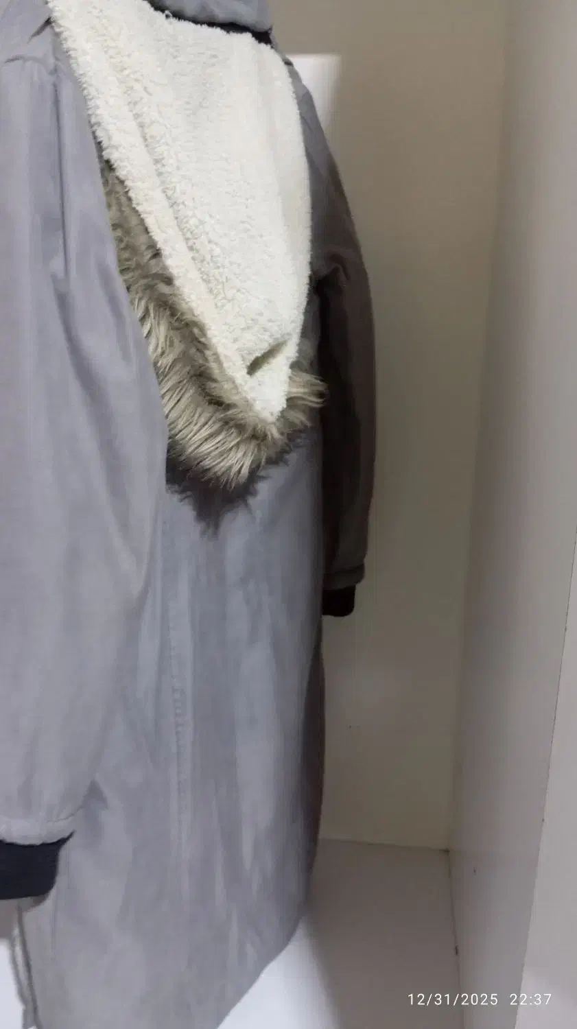 پالتو|لباس|کرمان, |دیوار