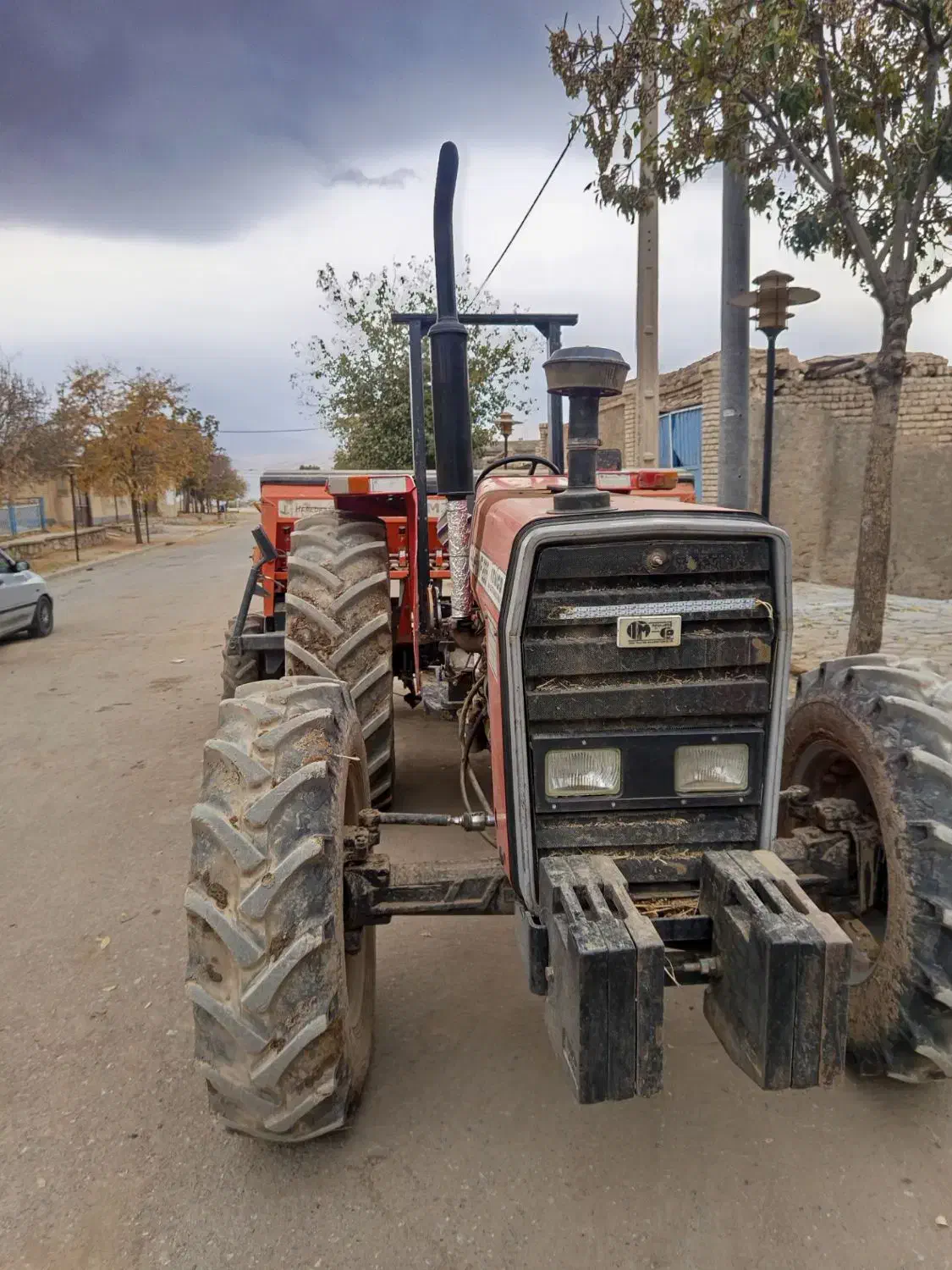تراکتور 285 تک وجفت|خودرو سنگین|کنگاور, |دیوار