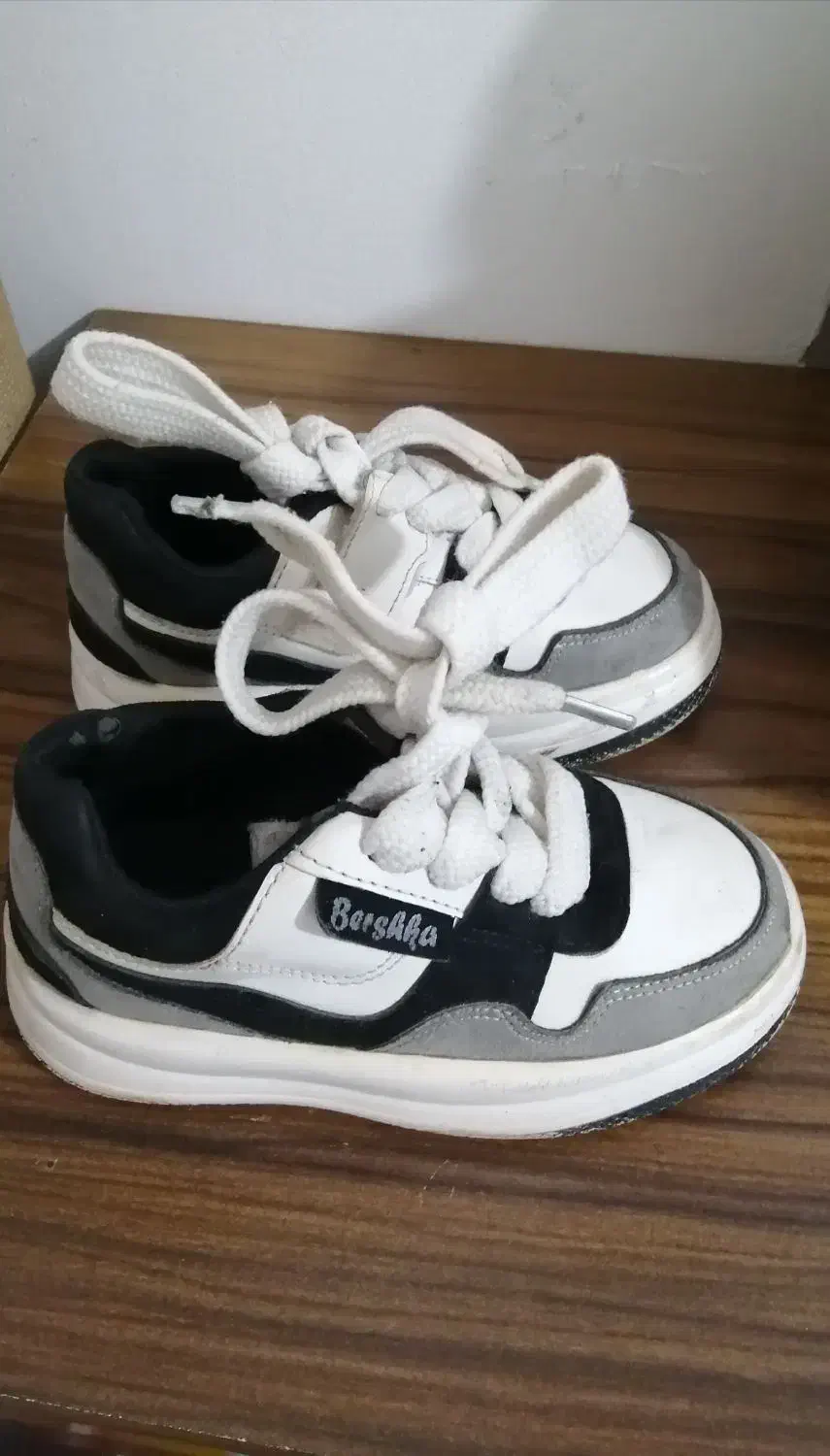 کفش سایز28در حد نو|کفش و لباس بچه|بندر امام خمینی, |دیوار