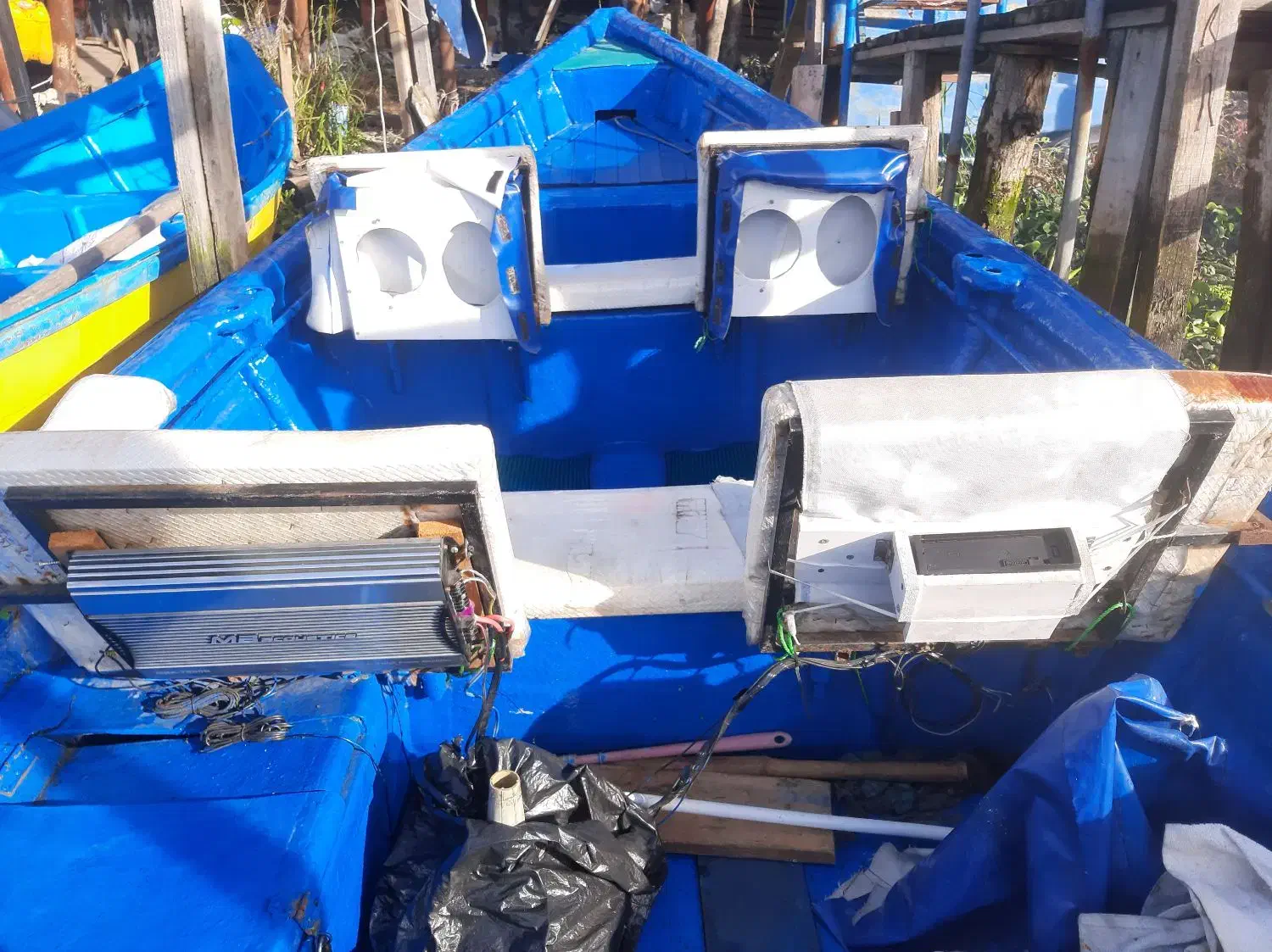 قایق سی سرا|قایق و سایر وسایل نقلیه|بندر انزلی, جزیره|دیوار