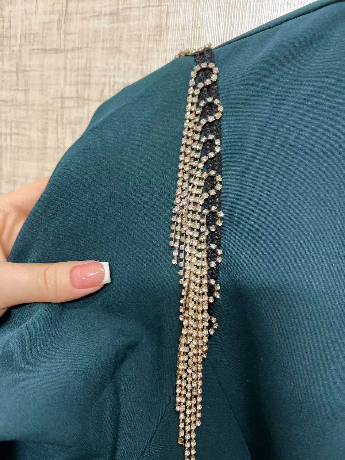 کت مجلسی|لباس|قرچک, مهدیه|دیوار