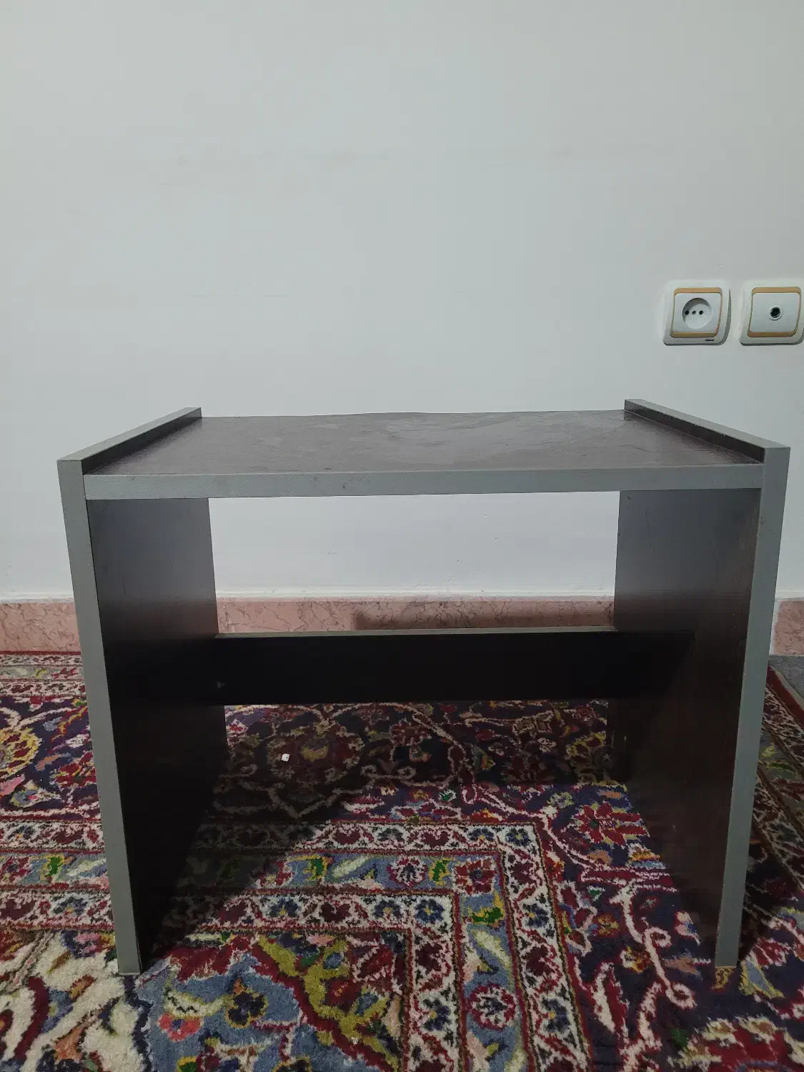 میز عسلی تک چوبی|مبلمان خانگی و میز عسلی|رشت, کوی فرهنگیان|دیوار